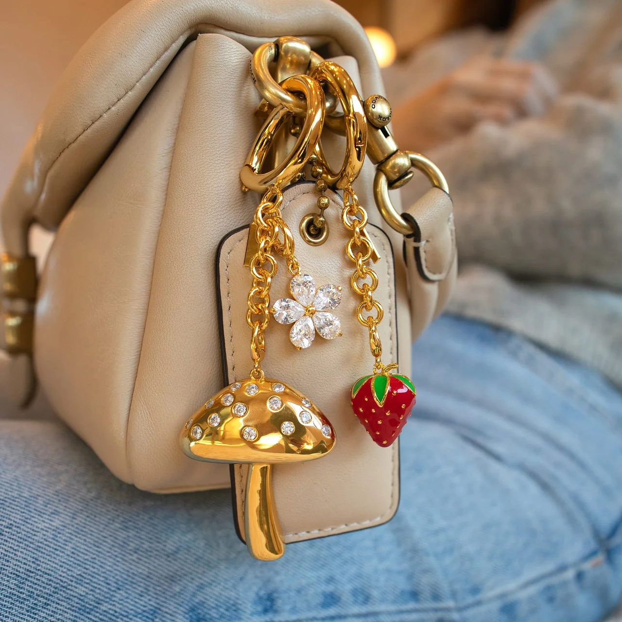 Crystal Flower Bag Charm - Image 9