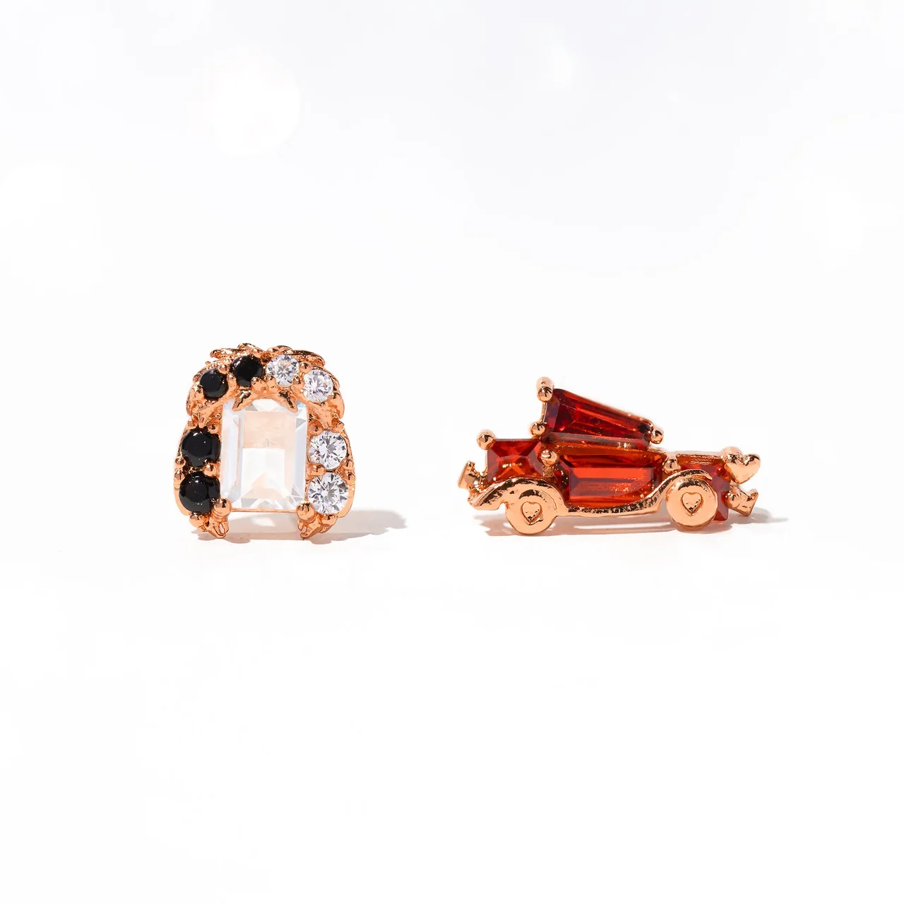 Disney Villains Cruella de Vil Studs - Image 4